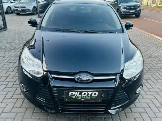 FORD-FOCUS-1.6 SE 16V FLEX 4P MANUAL FORD-FOCUS-2013