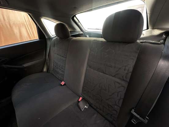 FORD-FOCUS-2007