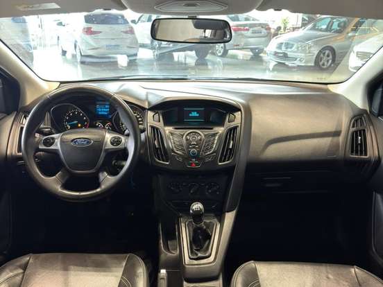 FORD-FOCUS-1.6 S 16V FLEX 4P MANUAL FORD-FOCUS-2015