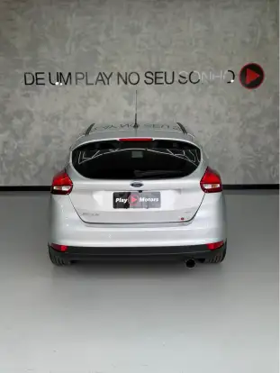 FORD-FOCUS-2017