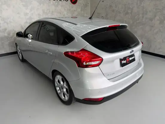 FORD-FOCUS-2.0 SE PLUS 16V FLEX 4P POWERSHIFT FORD-FOCUS-2017