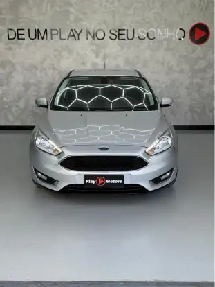 FORD-FOCUS-2017