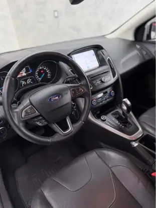FORD-FOCUS-2017