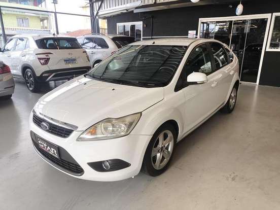 FORD-FOCUS-2.0 GLX 16V FLEX 4P AUTOMÁTICO FORD-FOCUS-2013