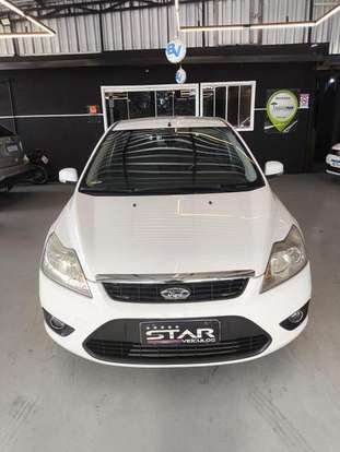 FORD-FOCUS-2013