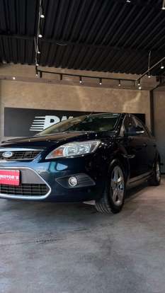 FORD-FOCUS-2013