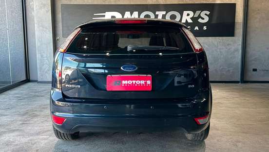 FORD-FOCUS-2013