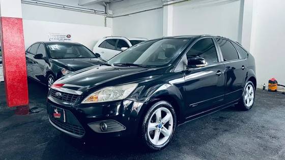 FORD FOCUS 2.0 GLX 16V FLEX 4P MANUAL