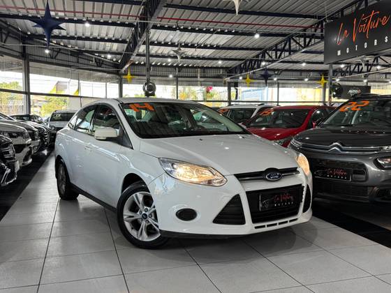 FORD FOCUS 2.0 S SEDAN 16V FLEX 4P POWERSHIFT