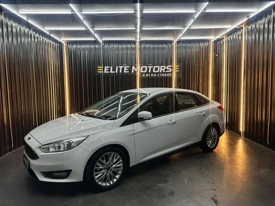 FORD FOCUS 2.0 SE 16V FLEX 4P POWERSHIFT