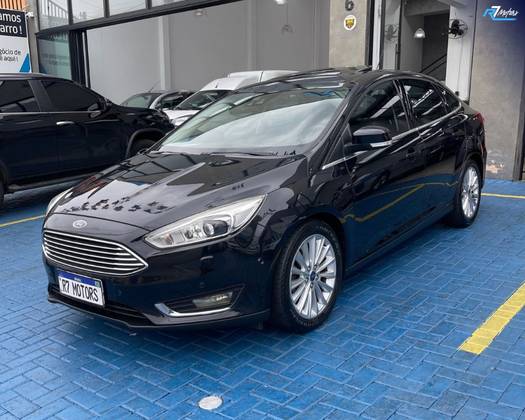 FORD FOCUS 2.0 TITANIUM 16V FLEX 4P POWERSHIFT