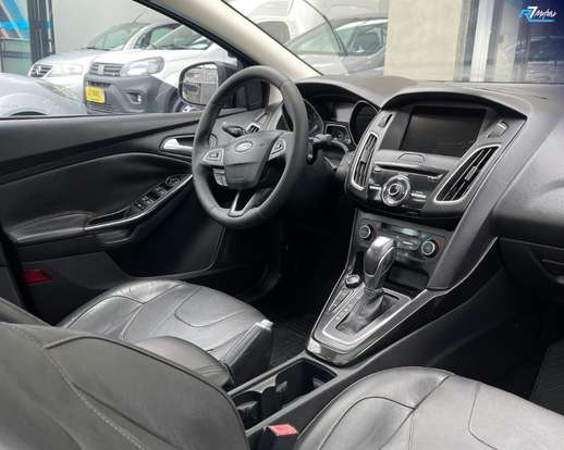 FORD-FOCUS-2016