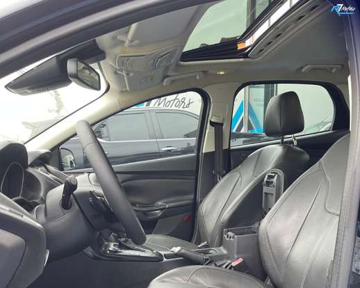 FORD-FOCUS-2016