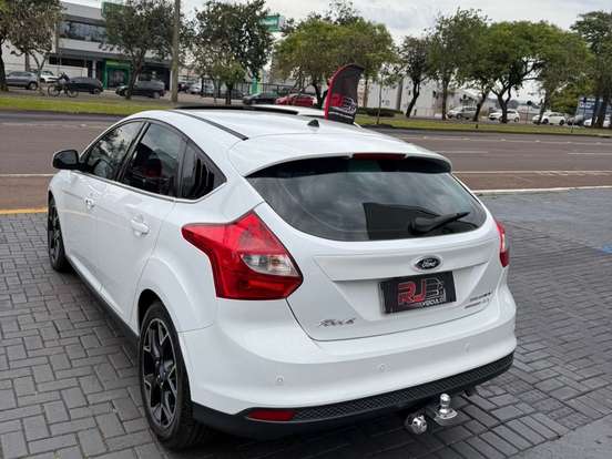 FORD-FOCUS-2.0 TITANIUM 16V FLEX 4P POWERSHIFT FORD-FOCUS-2015