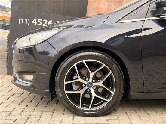 FORD-FOCUS-2016