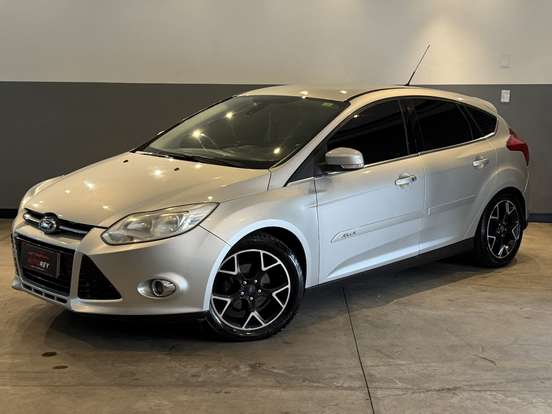 FORD-FOCUS-2014