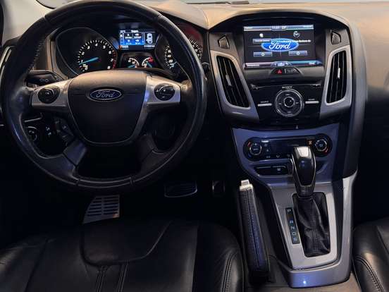 FORD-FOCUS-2014