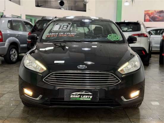FORD-FOCUS-2.0 TITANIUM PLUS FASTBACK 16V FLEX 4P POWERSHIFT FORD-FOCUS-2017