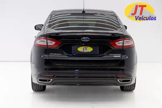 FORD-FUSION-2014