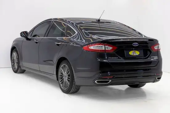 FORD-FUSION-2014