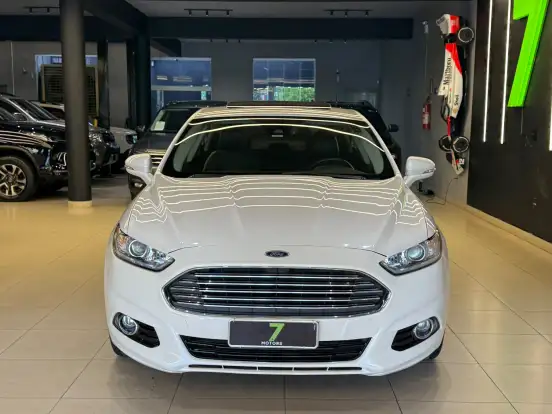 FORD-FUSION-2015