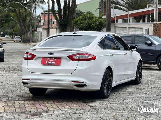FORD-FUSION-2013