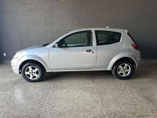 FORD-KA-2010