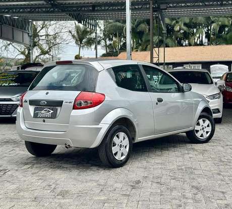 FORD-KA-2009