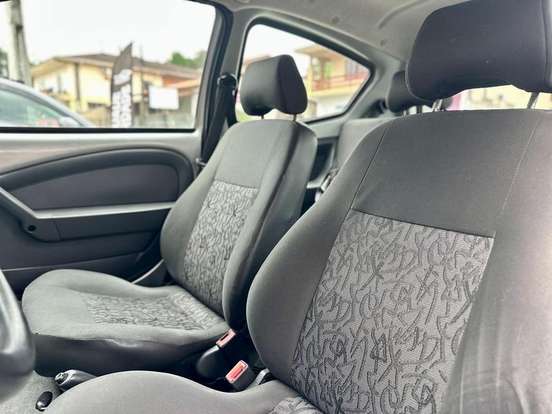 FORD-KA-2009