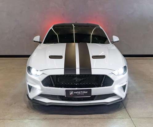FORD-MUSTANG-2020