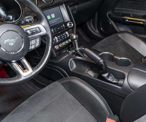 FORD-MUSTANG-2020