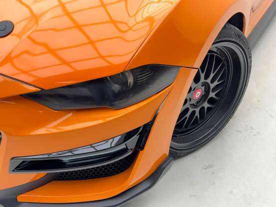 FORD-MUSTANG-2018