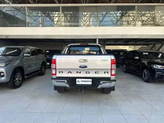 FORD-RANGER-2.5 XLT 4X2 CD 16V FLEX 4P MANUAL FORD-RANGER-2015
