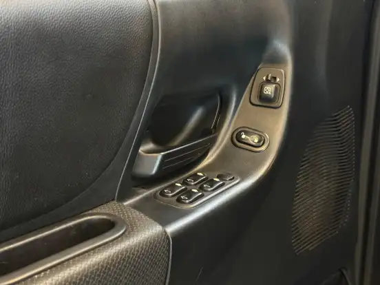 FORD-RANGER-2011