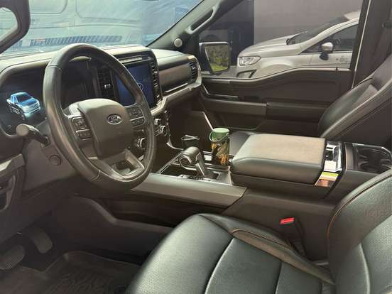 FORD-F-150-5.0 V8 GASOLINA CD LARIAT FX4 AUTOMÁTICO FORD-F-150-2024