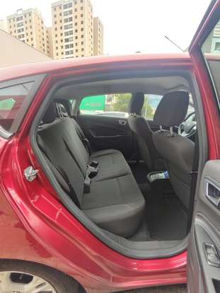 FORD-FIESTA-2014