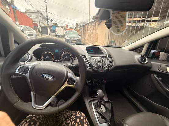 FORD-FIESTA-1.6 TITANIUM HATCH 16V FLEX 4P POWERSHIFT FORD-FIESTA-2014