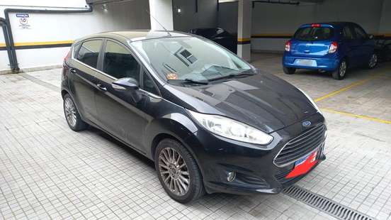 FORD-FIESTA-2013