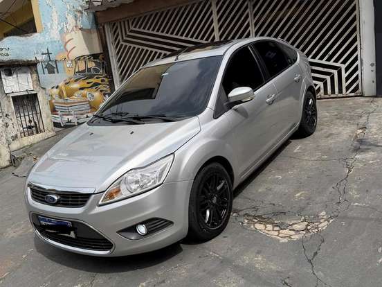 FORD-FOCUS-2.0 GHIA 16V GASOLINA 4P AUTOMÁTICO FORD-FOCUS-2008