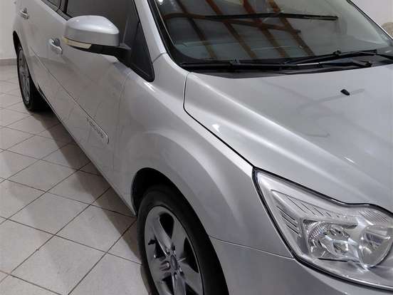 FORD-FOCUS-2.0 GLX 16V FLEX 4P MANUAL FORD-FOCUS-2012