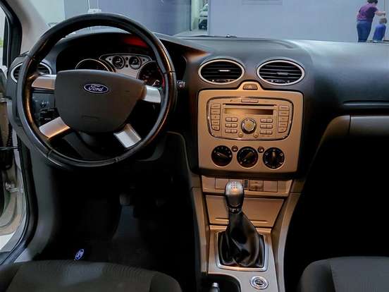 FORD-FOCUS-2.0 GLX 16V FLEX 4P MANUAL FORD-FOCUS-2012