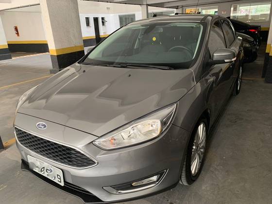 FORD FOCUS 2.0 SE FASTBACK 16V FLEX 4P POWERSHIFT