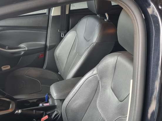 FORD-FOCUS-2.0 SE PLUS FASTBACK 16V FLEX 4P POWERSHIFT FORD-FOCUS-2018