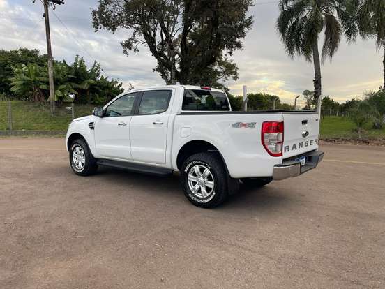 FORD-RANGER-3.2 XLT 4X4 CD 20V DIESEL 4P AUTOMÁTICO FORD-RANGER-2023