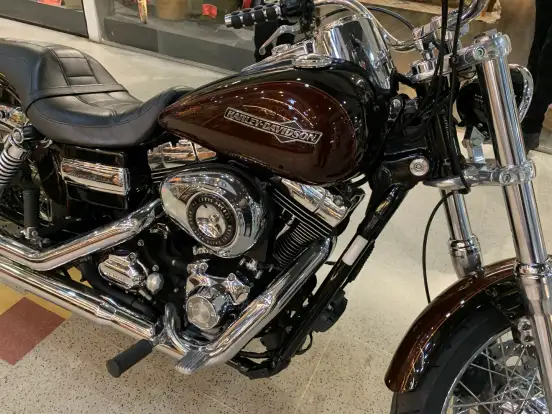 HARLEY-DAVIDSON-DYNA SUPER GLIDE CUSTOM HARLEY-DAVIDSON-DYNA SUPER GLIDE CUSTOM-2011