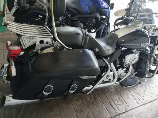 HARLEY-DAVIDSON-ROAD KING CLASSIC HARLEY-DAVIDSON-ROAD KING CLASSIC-2012