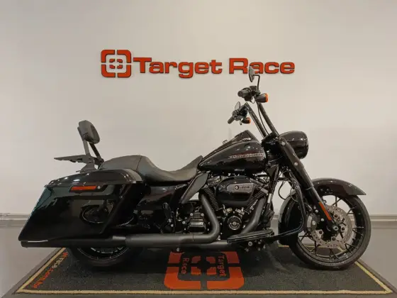 HARLEY-DAVIDSON ROAD KING SPECIAL 