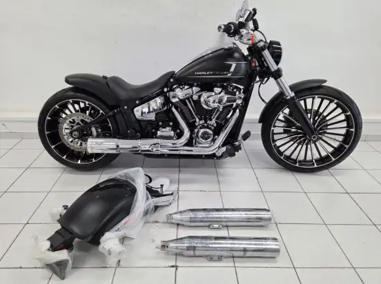 HARLEY-DAVIDSON-SOFTAIL BREAKOUT-2023