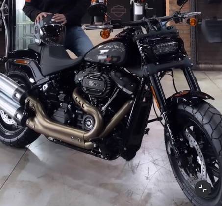 HARLEY-DAVIDSON SOFTAIL FAT BOB 114 
