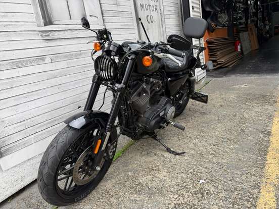 HARLEY-DAVIDSON-SPORTSTER ROADSTER-2018